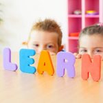 Học tiếng Anh sớm: Nền tảng vững chắc cho tương lai cho bé